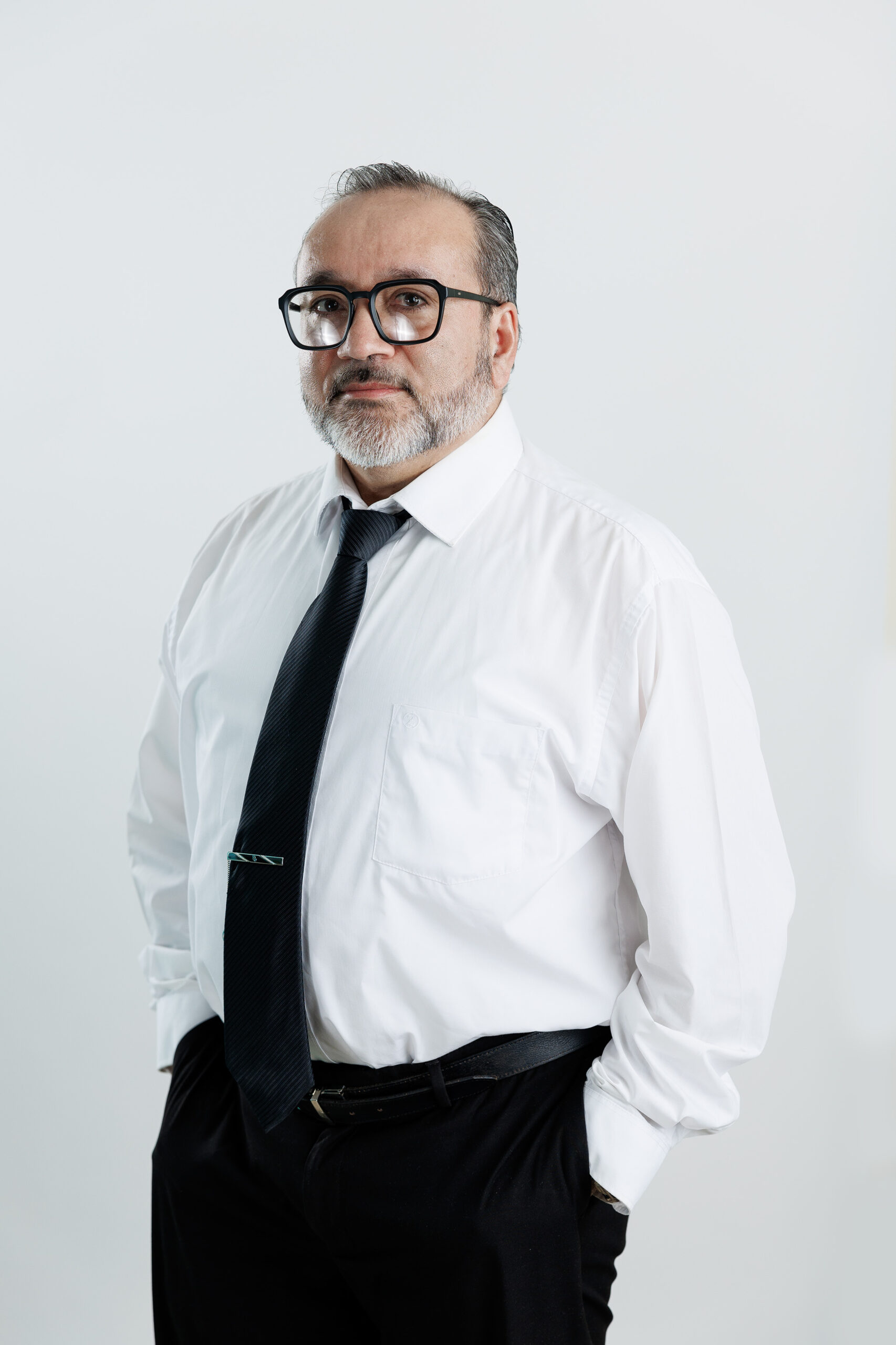 Máster. Mauricio Salas Ramírez