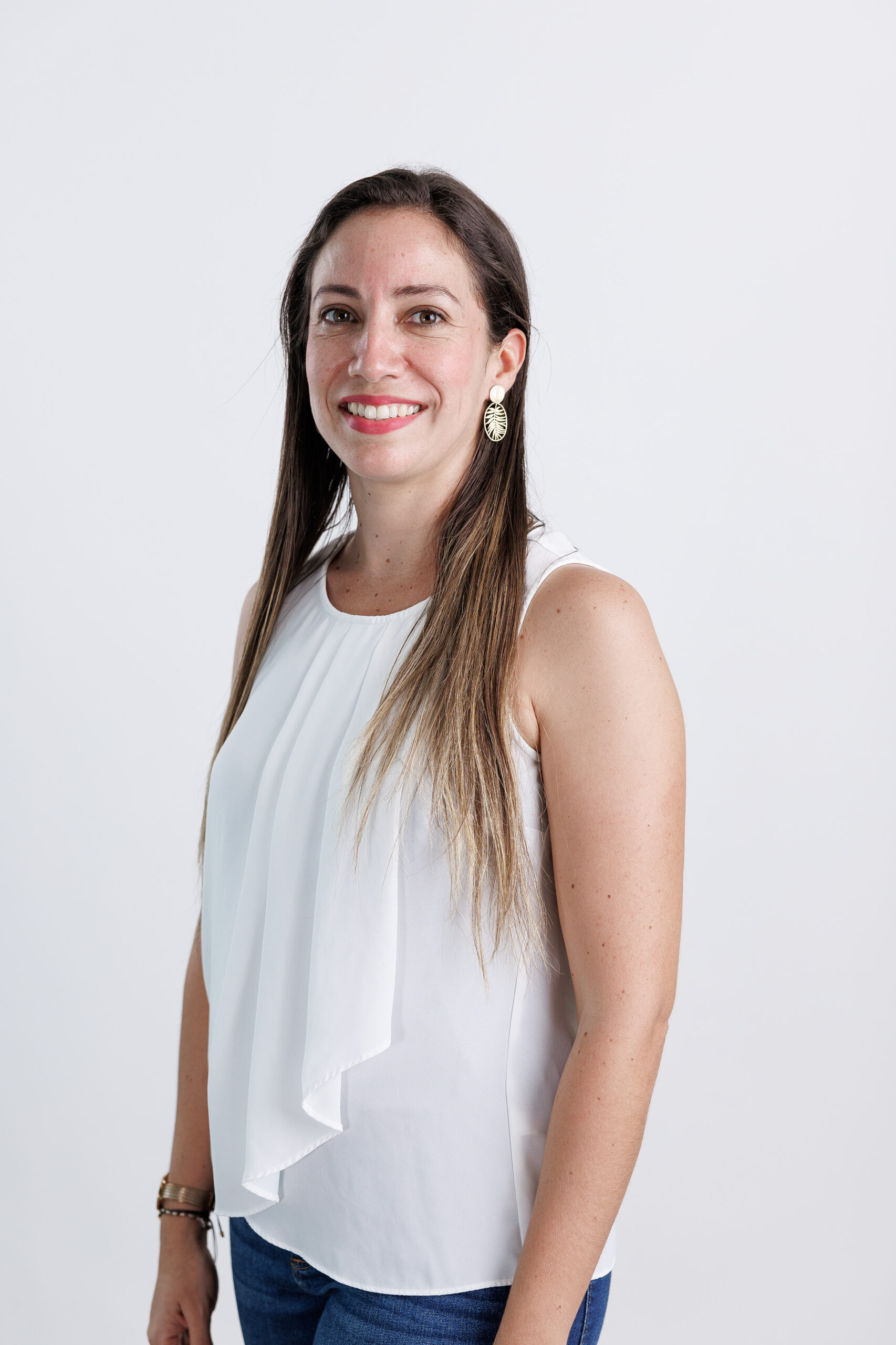 Máster. Verónica Solano Araya